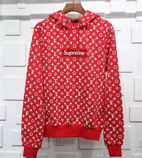 supreme x louis vuitton hoodie prezzo|louis vuitton x supreme tracksuit.